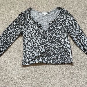 Stylish Gray Leopard Print Blouse